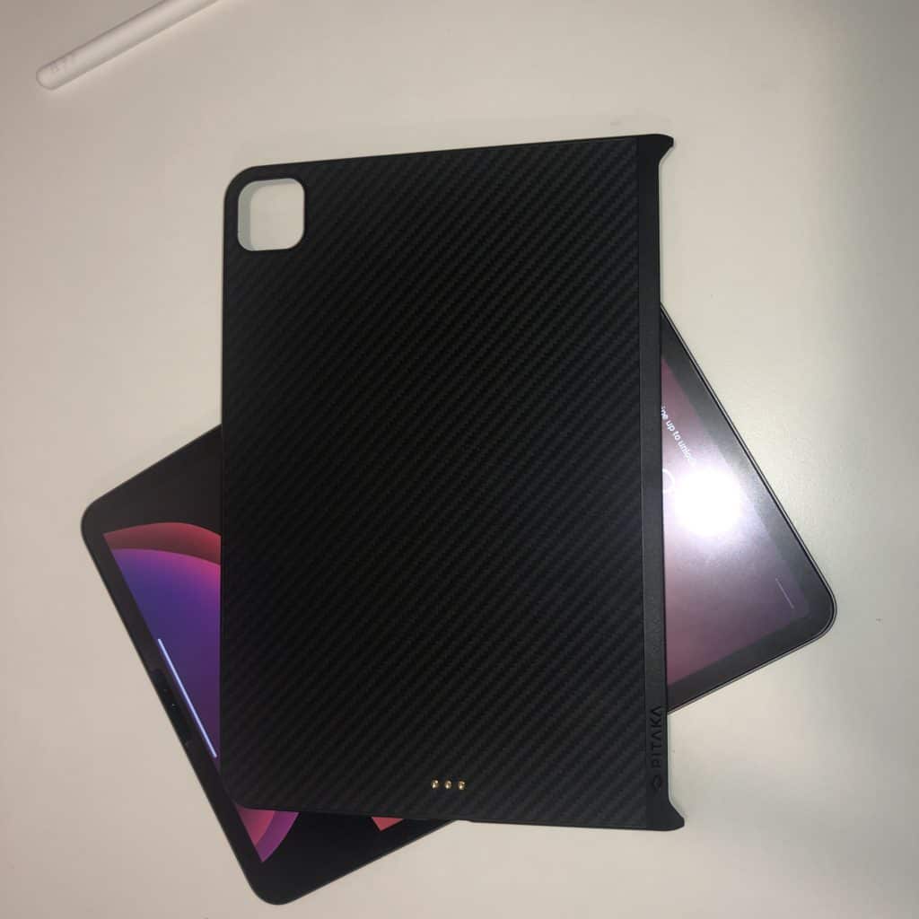 unattached MagEz 2 case from pitaka (ipad case that works with magic keyboard)