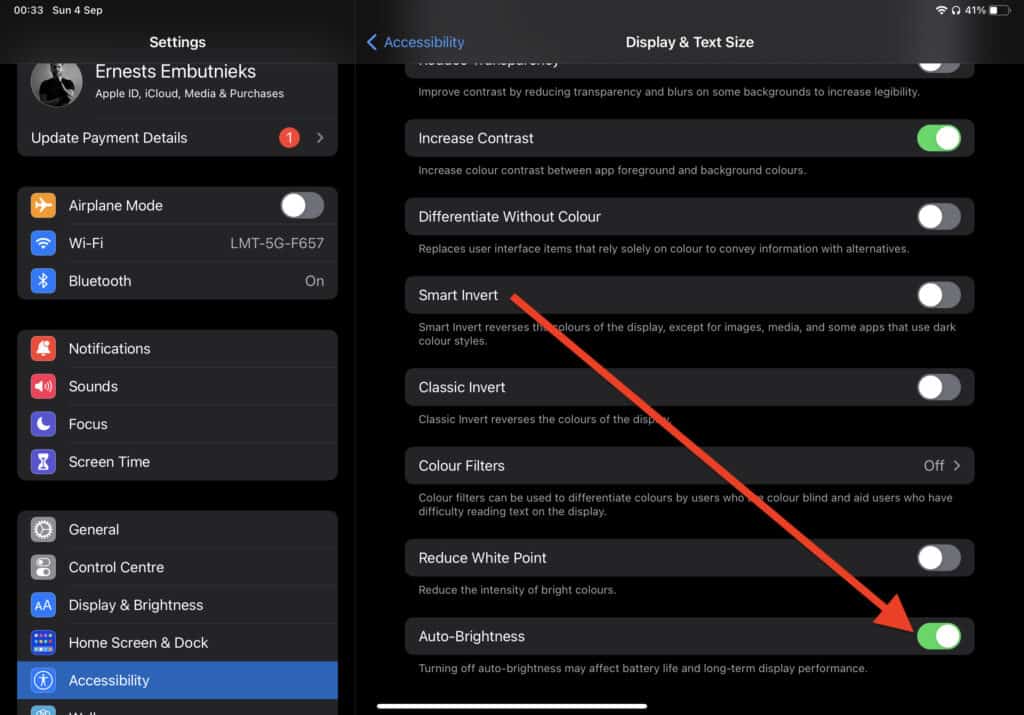 how to enable/disable auto-brightness on ipad and iphone