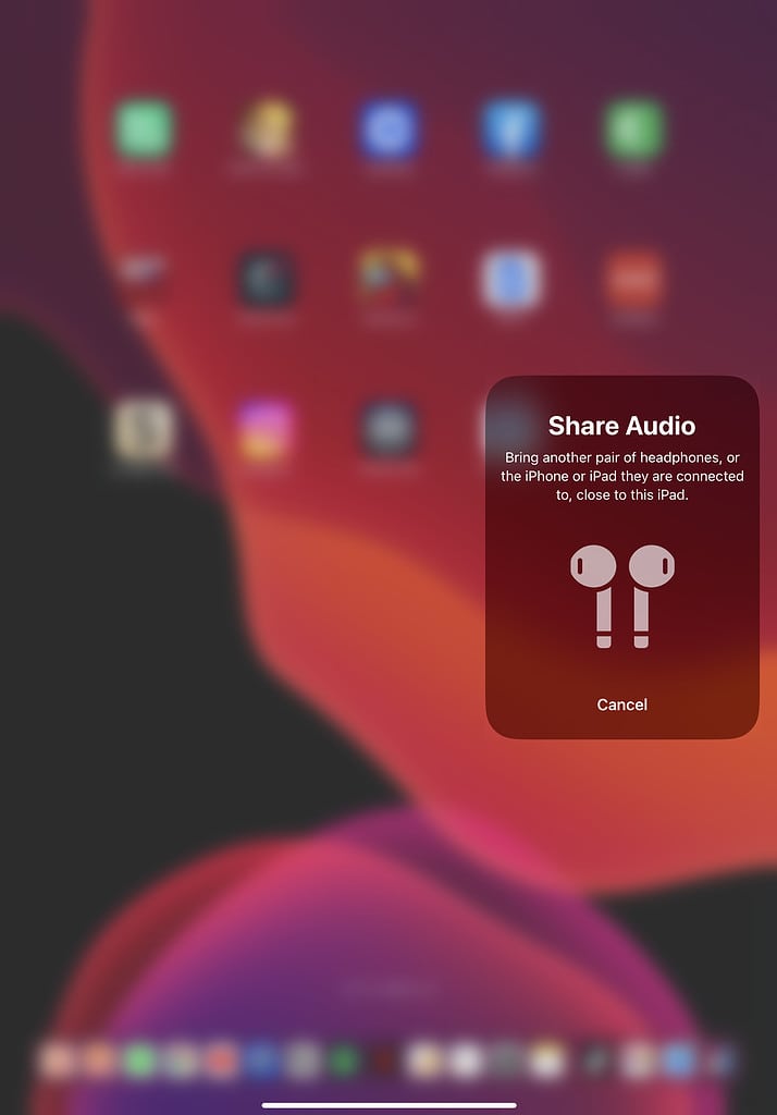 use share audio to connect 2 headhpoen to ipad or iphone